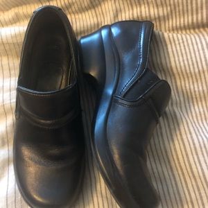 Ariat Leather Clogs Size 8.5